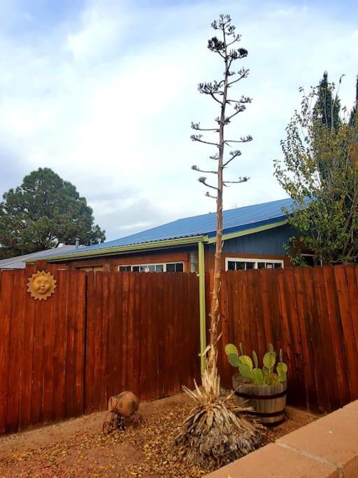 Lovely 2Br Pet Friendly Home In Heart Of Nob Hill Albuquerque Extérieur photo